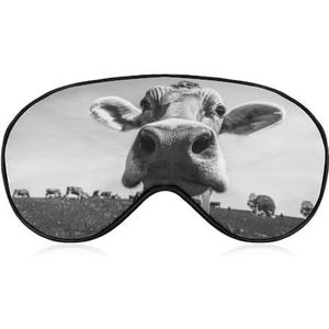 Leuke landbouwkoe op berg ooglapje blinddoek, slaapmasker voor mannen, vrouwen, tieners, kinderen, nachtrust, oogschaduw, bedekking, comfort voor reizen, yoga, dutje