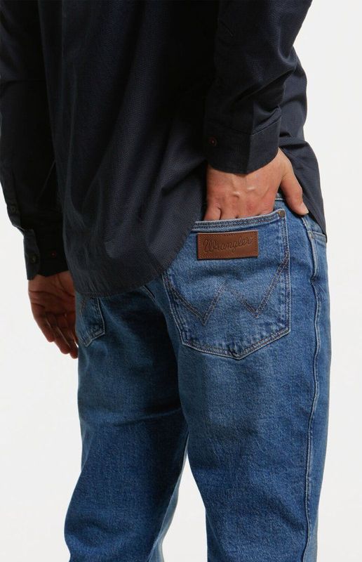 Wrangler River Heren Tapered Fit Jeans Blauw