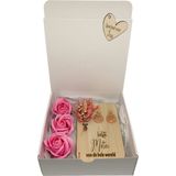 Geschenkbox liefste METER | licht roze| hartje | droogbloemen | liefste meter | meter vragen | meter worden | peettante vragen | peettante worden | cadeau  | geschenkdoos | giftbox