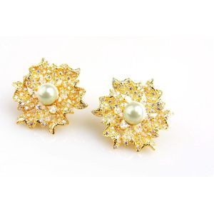 Model Golden Flower zilveren oorringen geel goud verguld gezet met cubic zirconia en parel