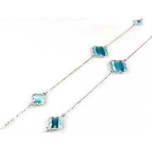 model Fiori gesloten klavers collier in zilver turkooise klavers