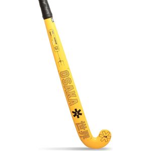 Osaka hockey vision zaalhockeystick in de kleur geel.