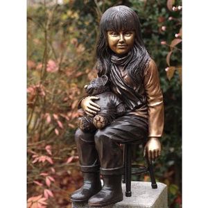Tuinbeeld - bronzen beeld - Meisje op stoel met teddy - 0 cm hoog
