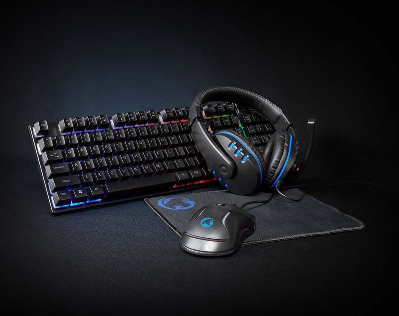 Gaming Combo Kit - 5-in-1 - Toetsenbord, Koptelefoon, Muis, Muismat - Zwart