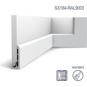 Plint Orac Decor Modern SX184-RAL9003