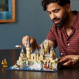 LEGO Harry Potter Kasteel Zweinstein en terrein Grote Set voor Volwassenen 76419