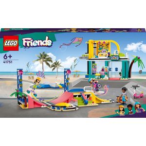 LEGO Friends Skatepark Bouwset met Liann, Zac en Luna Minipoppetjes - 41751