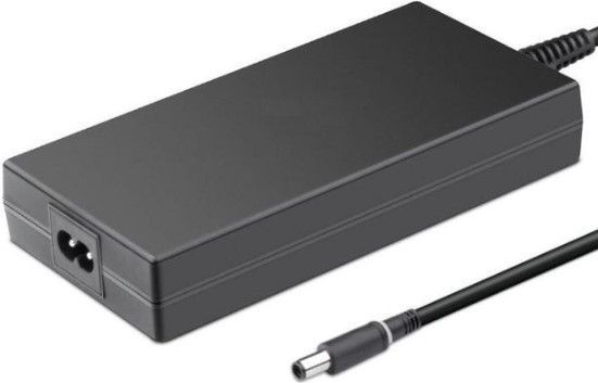 CoreParts Voedingseenheid 135 Watt (135 W), Voeding voor notebooks, Zwart