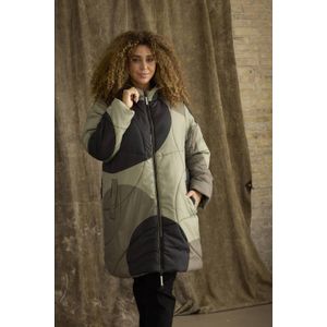ZHENZI - Tinley - Lange Winterjas - Geometrische Kleurvlakken