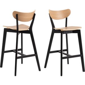 AC Design Furniture Roxanne Set van 2 barkrukken met eiken gefineerde zitting en zwarte houten poten, hoge stoel in moderne retrostijl, barmeubels, keukenmeubels, B 45 x H 105 x D