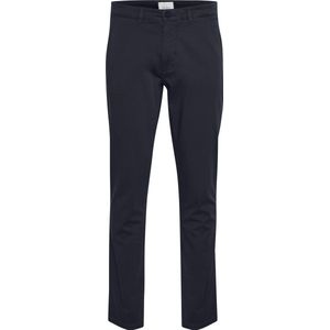 Stoffhose mit französischen Eingrifftaschen