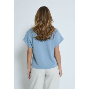 Peppercorn - Dicette - T-shirt - Hemelsblauw - V-hals - Kwartmouw