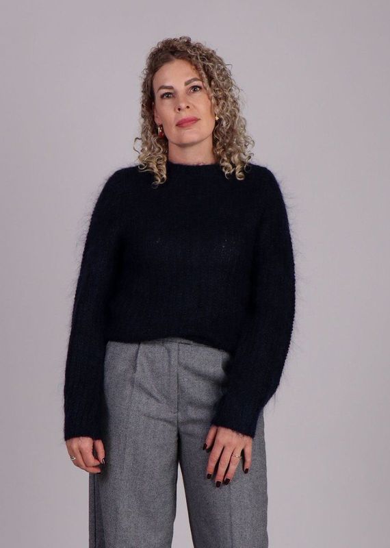 Donkerblauwe grof gebreide trui Corey - mbyM