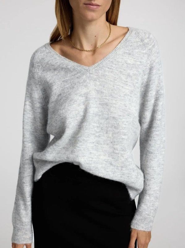Selected Femme Lulu New LS Knit V Neck Light Grey