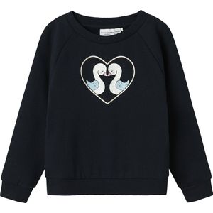 NAME IT Nmfvenus Ls Nreg Sweat Bru sweatshirt voor meisjes, Dark Sapphire/Print:Heart Swans, 104