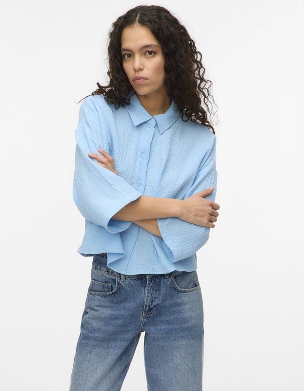 Vero Moda - VMNATALI CROP SHIRT WVN NOOS - Overhemdblouse - Airy blue