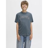 Jack & Jones - JJECALEB VARSITY TEE SS O-NECK NOOS JNR - T-shirt - Stormy Weather - Korte Mouwen