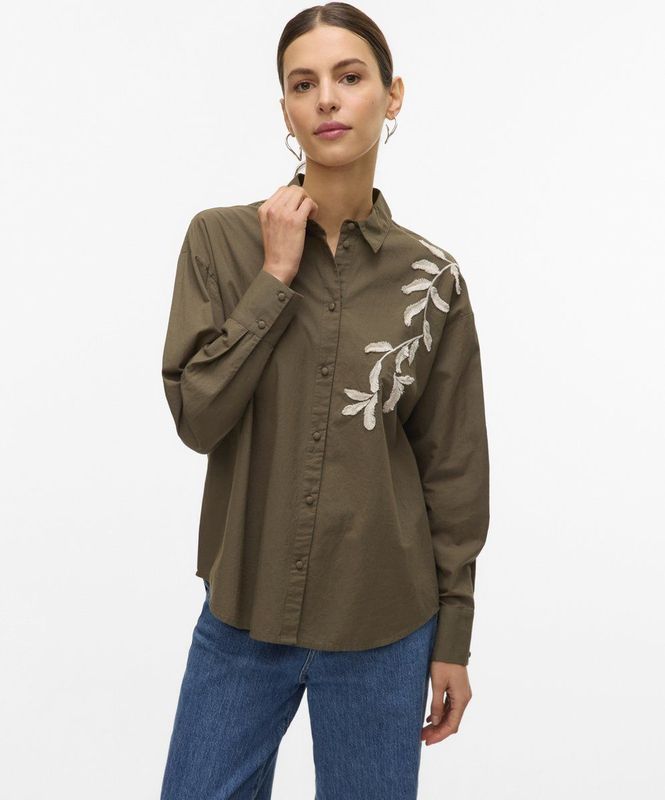 Vero Moda - Vmfern Shirt Wvn Btq Ga 10333342 - Blouse - Grape Leaf/Birch Emb