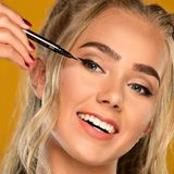 Eveline Cosmetics - Precise Brush Liner - Eyeliner - Black - 6 ml