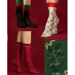 Fiore Let It Snow Giftbox met 3 paar kerstsokken van 50 denier, 1-wit, 1-groen en 1- rood, one size