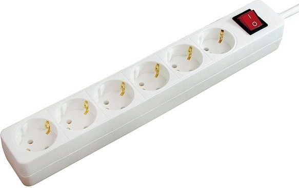 Lanberg 1.5M wit LANTERGE CURVE 5X 230V PL met CIRCUIT BREAKER, FULL COPPER