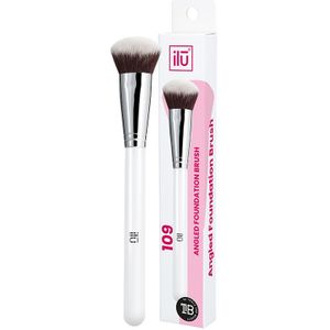 ilu Angled Foundation Brush 109 1 st