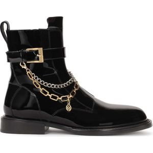 Lacquered boots decorated with chains