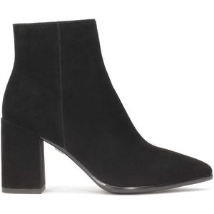 Black suede pointed-toe boots