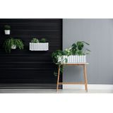 Fence-look ophang plantenbak/bloembak kunststof 58 x 18 x 16 cm parel wit met handige droogtemeter voor binnen/buiten