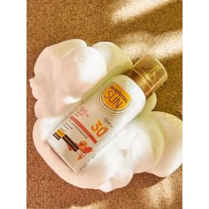 Babies & kinderen SPF30 Mousse - Water bestending - Zonder kleurstoffen en alcohol - beschermende hydratatie - Dermatologisch getest - 100ml- Gerovital SUN