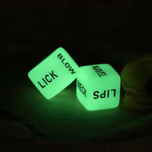 Erotische dobbelstenen - Glow in the Dark - 2 dobbelstenen - Voorspel - Seks - Sex - Relatie - Spannend - Kamasutra-  Erotisch - Erotiek - Dobbelsteen