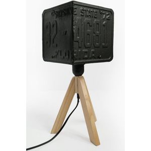 Mancave Store - Tafellamp License Cube - Zwart