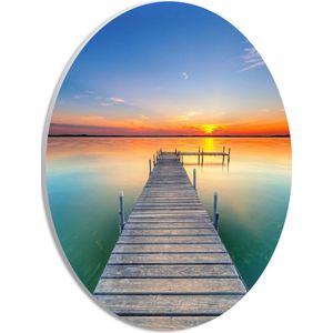 WallClassics - PVC Schuimplaat Ovaal - Steiger in het Water naar Zonsondergang - 21x28 cm Foto op Ovaal  (Met Ophangsysteem)