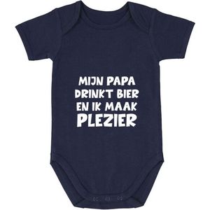 Mijn papa drinkt bier en ik maak plezier | Jongen | Baby Romper 50/56 | Blauw | Familie | Geschenk | Grappig | Cadeau