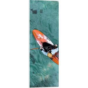 WallClassics - PVC Schuimplaat - Bovenaanzicht van Man in Kano op Oceaan - 30x90 cm Foto op PVC Schuimplaat (Met Ophangsysteem)