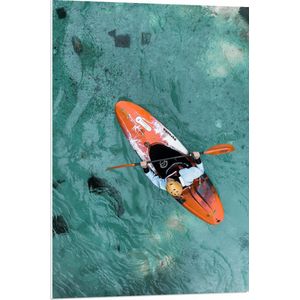 WallClassics - PVC Schuimplaat- Bovenaanzicht van Man in Kano op Oceaan - 70x105 cm Foto op PVC Schuimplaat