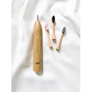 Elektrische bamboe tandenborstel met drie opzetstukjes