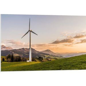 PVC Schuimplaat - Windmolen - Landcshap - Bergen - Gras - Bomen - Wolken - 90x60 cm Foto op PVC Schuimplaat (Met Ophangsysteem)