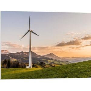 PVC Schuimplaat - Windmolen - Landcshap - Bergen - Gras - Bomen - Wolken - 80x60 cm Foto op PVC Schuimplaat (Met Ophangsysteem)