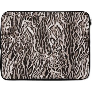 Laptophoes 17 inch - Panterprint - Vormen - Abstract - Bruin - Laptop sleeve - Binnenmaat 42,5x30 cm - Zwarte achterkant