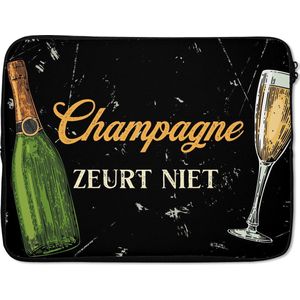 Laptophoes 17 inch - Champagne - Fles - Zwart - Laptop sleeve - Binnenmaat 42,5x30 cm - Zwarte achterkant - Cadeau voor vrouw - Cadeau voor man