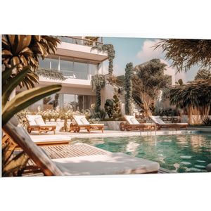 PVC Schuimplaat- Hotel - Zwembad - Luxe - Lounge - Tropisch - Planten - 105x70 cm Foto op PVC Schuimplaat