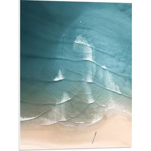 WallClassics - PVC Schuimplaat - Golven in Zeewater - 60x80 cm Foto op PVC Schuimplaat (Met Ophangsysteem)