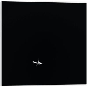 WallClassics - PVC Schuimplaat - Wit Vliegtuig op Zwarte Achtergrond - 50x50 cm Foto op PVC Schuimplaat (Met Ophangsysteem)