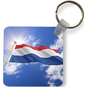 Sleutelhanger - Uitdeelcadeautjes - De vlag van Nederland wappert in de lucht - Plastic