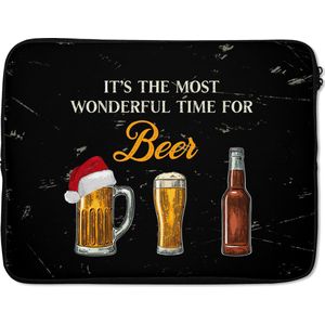 Laptophoes 15.6 inch - Kerst - Bier - It's the most wonderful time for beer - Kerstmuts - Spreuken - Quotes - Laptop sleeve - Binnenmaat 39,5x29,5 cm - Zwarte achterkant