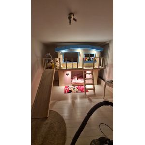 Boomhutbed XXL | Steigerhout | Kinderbed | bedhuisje | Blauwe en roze afwerking