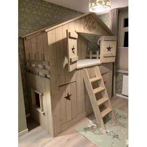 Bedhuisje Luke | Boomhutbed | Steigerhout | Kinderbed