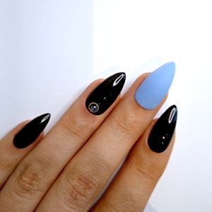 SD Press on Nails - B-9 - Plaknagels - Nagelset 20 Nagels - Blauw - Gellak - Nagellak - Medium Stiletto Nageltips - Nepnagels met Lijm - Kunstnagels - Nail Art - Handmade - Valse nagels - Nagelvijl - Accessoires - Medium Nagels