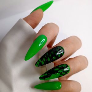 SD Press on Nails - B-158- Plaknagels met nagellijm - XL Stiletto Kunstnageltips - Neon Groen Zwart - Set 20 Kunstnagels handgemaakt van gellak - Nagellak - Nageltips - Nepnagels - Valse Nagels - Nail Art
